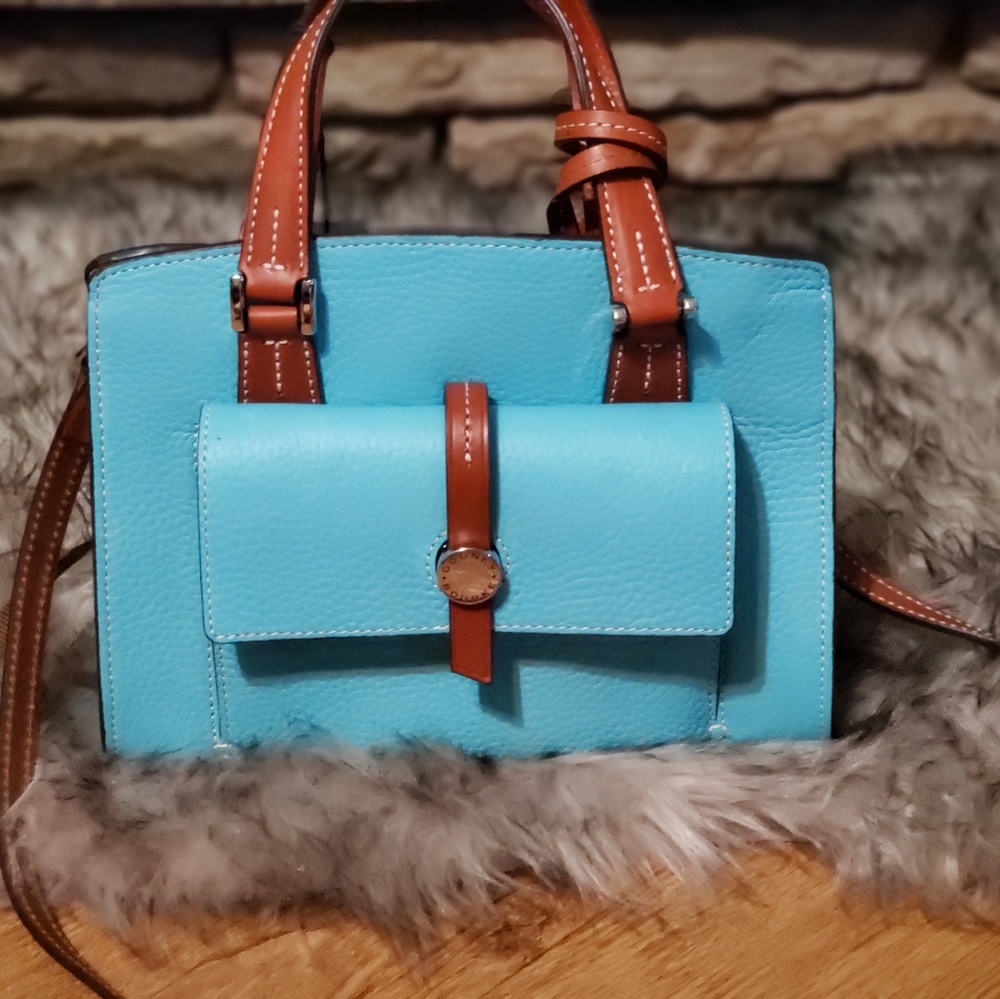 Dooney & Bourke Cambridge small satchel